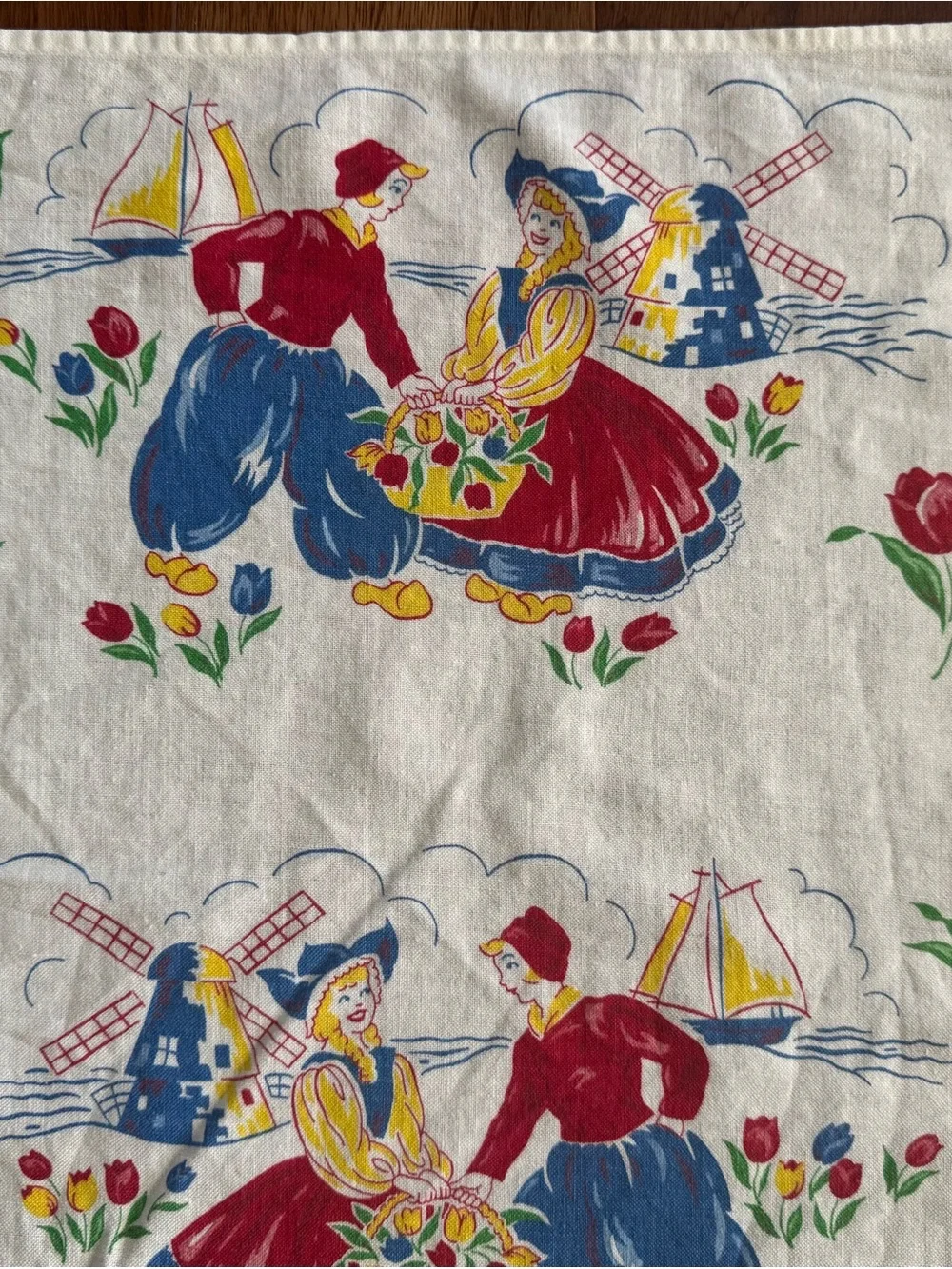 Vintage 1950’s Dutch Holland Tea Towel 17X26 Windmill Tulip Boy & Girl MCM